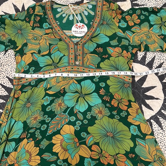 Nine Lives Bazaar Empire Dress Emerald Green💚🍀 - Picture 14 of 16